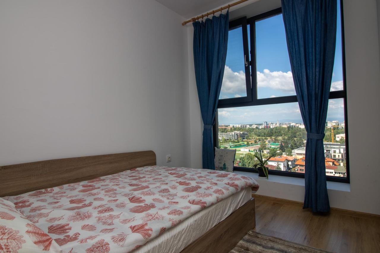 City View Apartment + Parking Sofia Eksteriør bilde