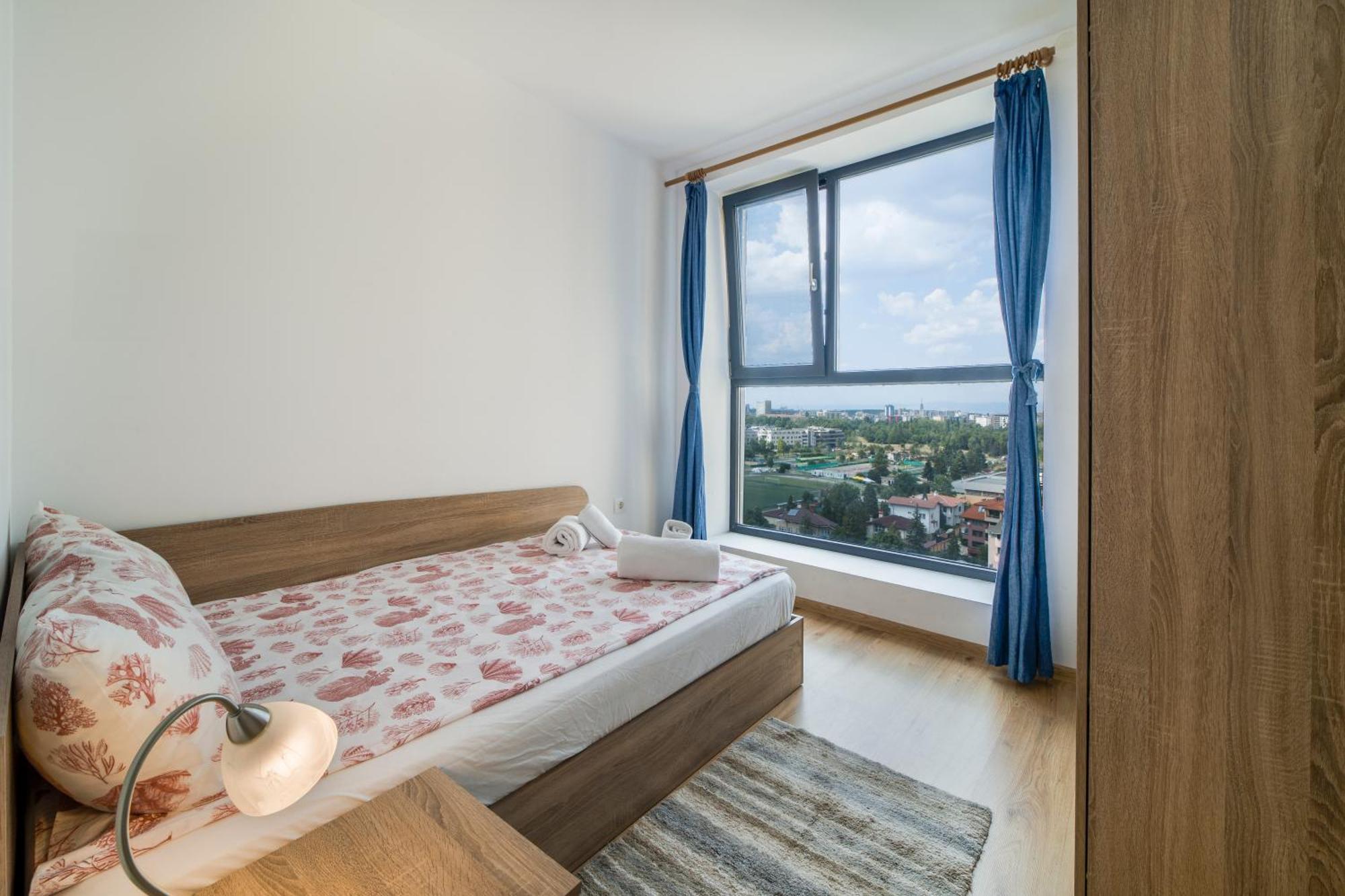 City View Apartment + Parking Sofia Eksteriør bilde
